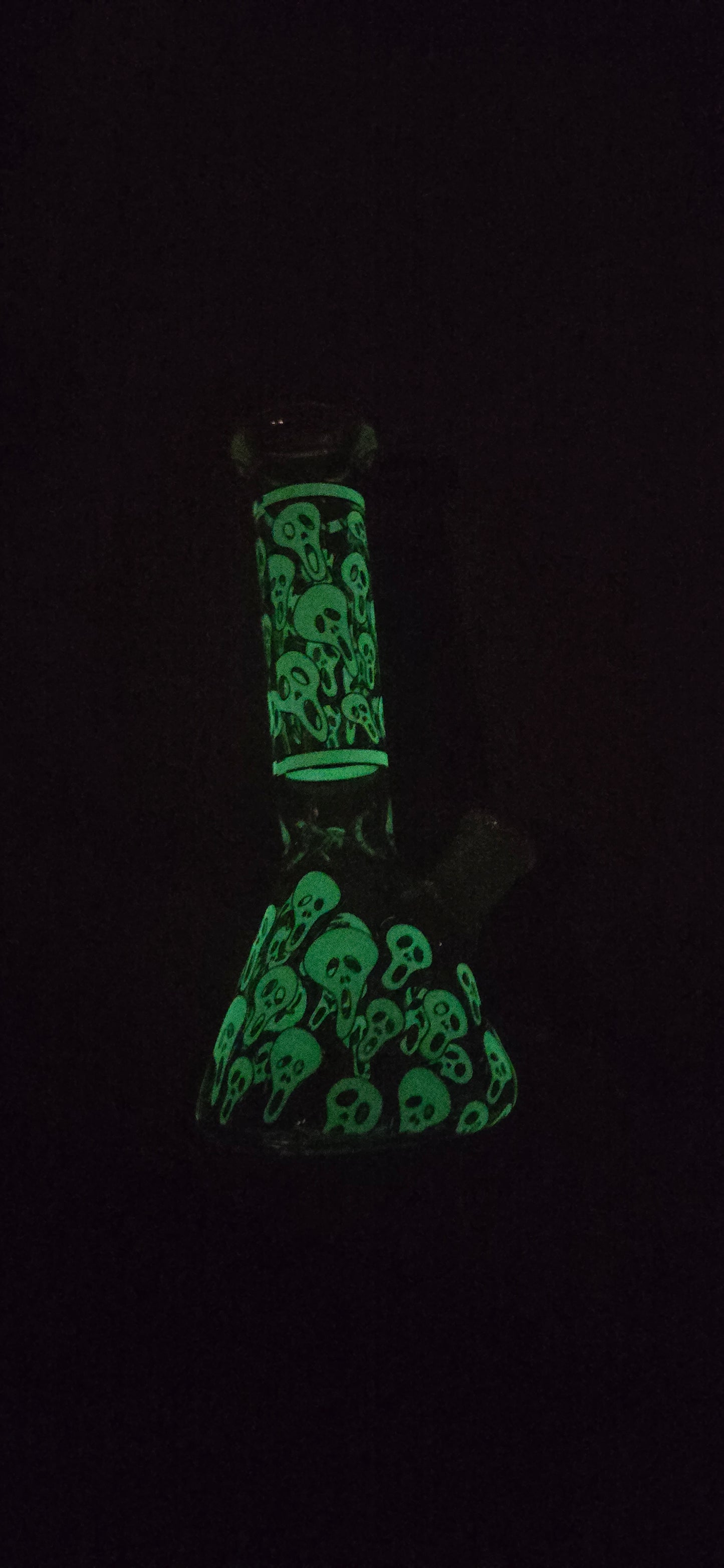 Glow in the Dark Ghost Beaker Bong